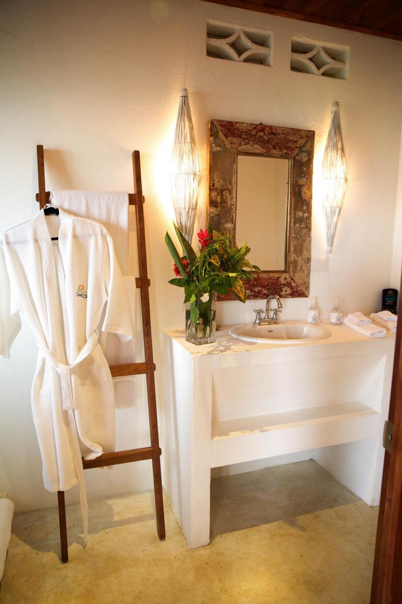 Tierra Magnifica Boutique Nosara