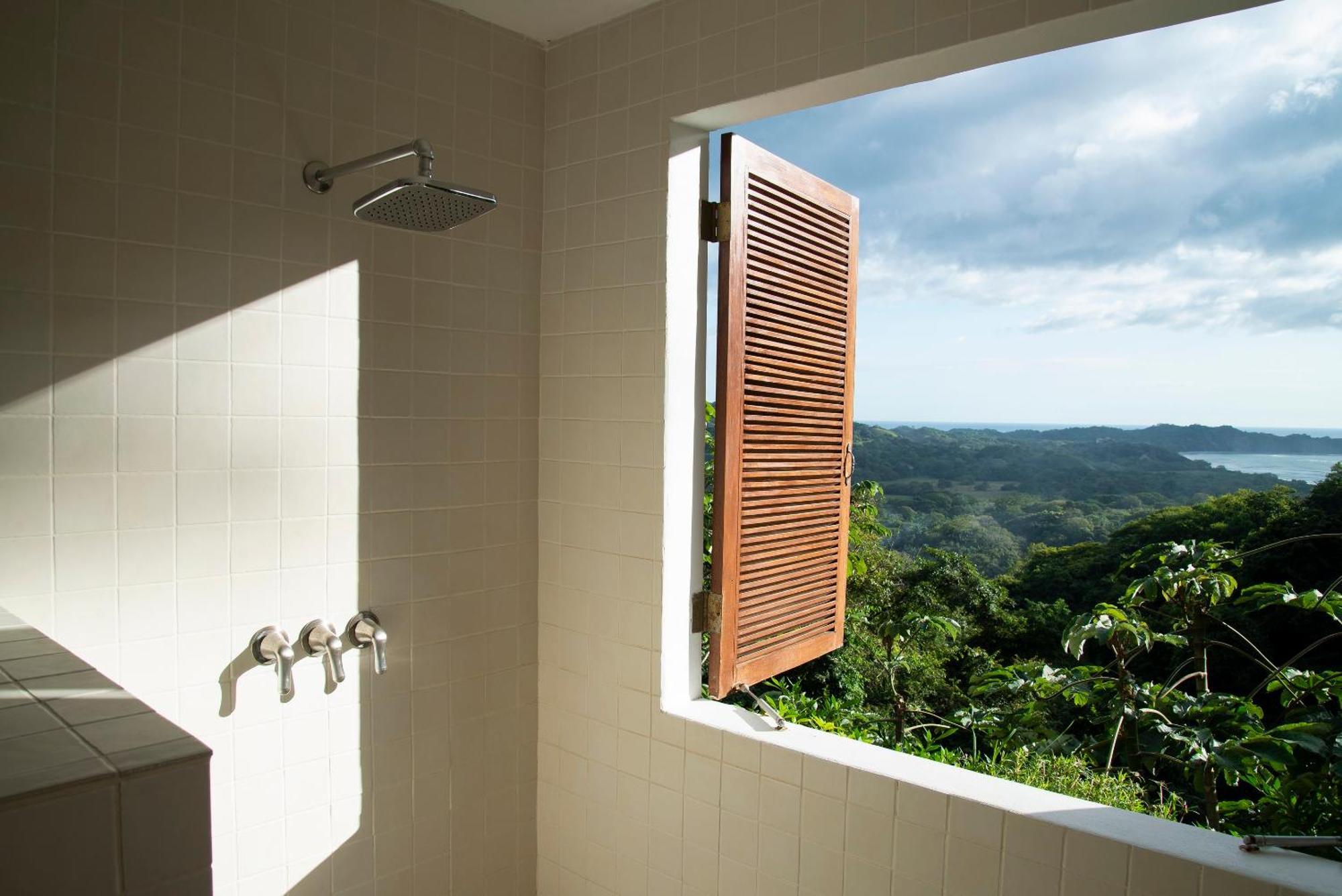 Tierra Magnifica Boutique Nosara